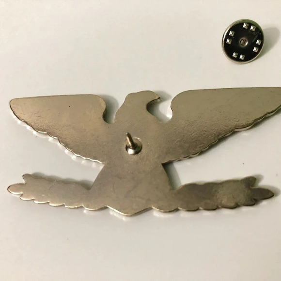 Eagle Bird 2.75 Inch Long Colonel Rank Insignia Pin Back Unmarked - Picture 7 of 9